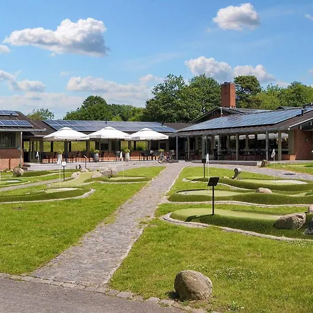 6 Person In Gilleleje